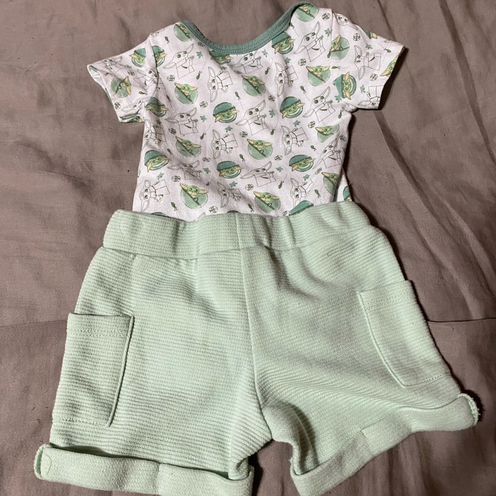 Star Wars Green and White Kids Matching Set - Picture 8 of 8
